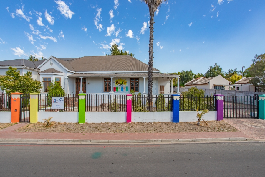 4 Bedroom Property for Sale in Wellington Central Western Cape